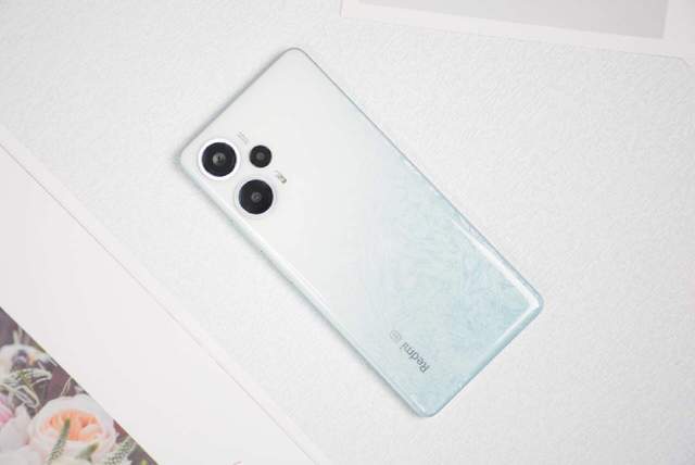 小白游戏手机测评苹果版:Redmi Note 12 Turbo用实力说话！友商同级别机型，确实打不过